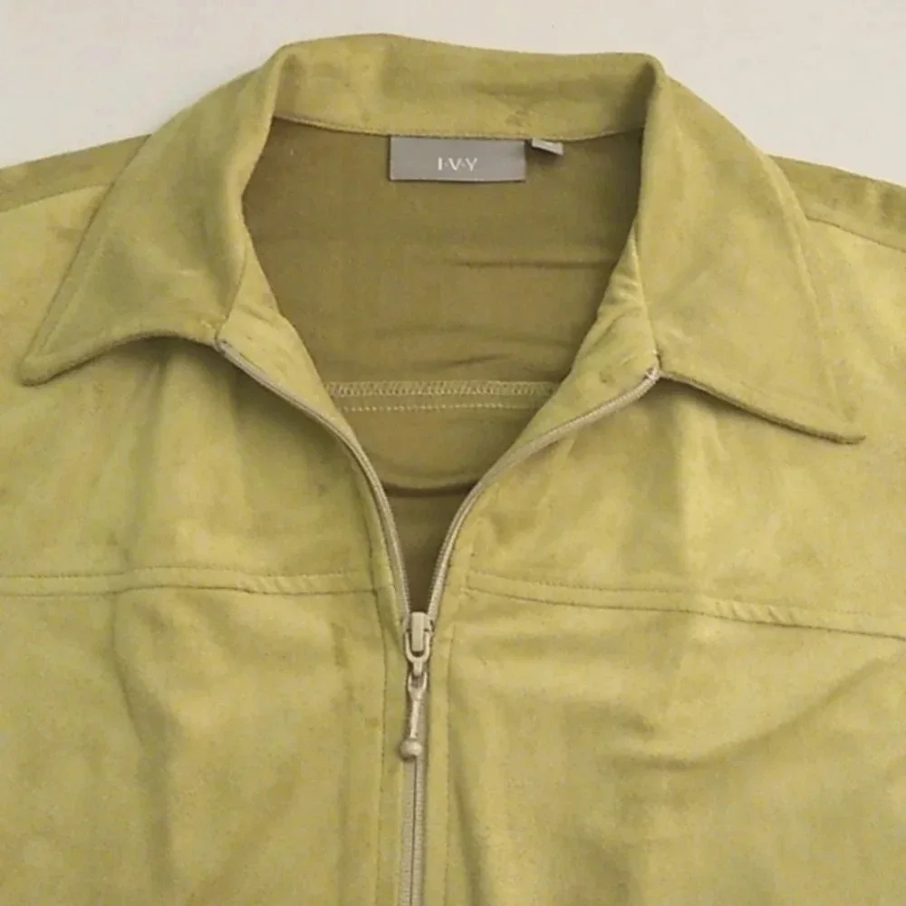 IVY- VINTAGE, STRETCH, SOFT MICROSUEDE, COLLARED BOMBER JACKET